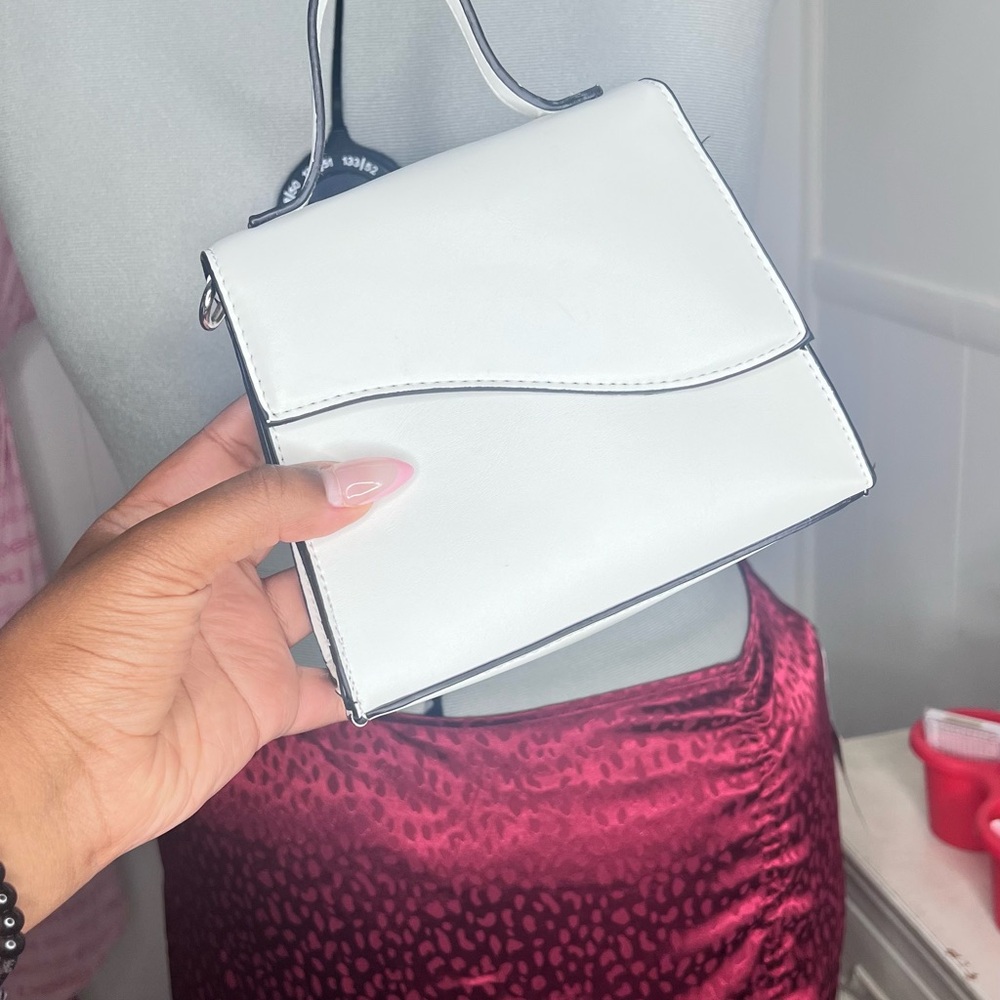 Elegant White Women's Bag